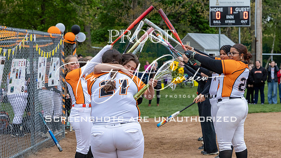 Ipswich vs Hamilton-Wenham Girls HS Varsity Softball Game 2026_2026-05-13_05-42-56_311A6996_@TimCardew_2026