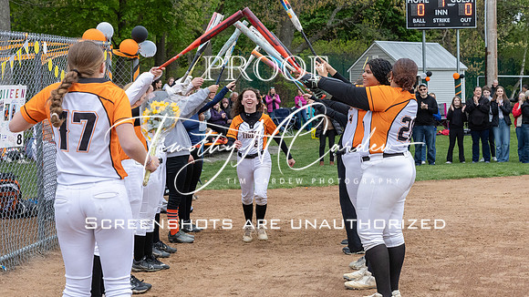 Ipswich vs Hamilton-Wenham Girls HS Varsity Softball Game 2026_2026-05-13_05-43-25_311A7003_@TimCardew_2026