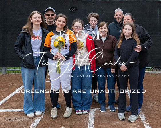 Ipswich vs Hamilton-Wenham Girls HS Varsity Softball Game 2026_2026-05-13_05-45-17_311A7025_@TimCardew_2026-2