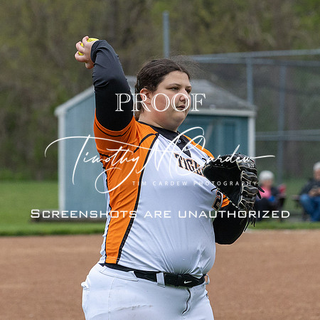 Ipswich vs Hamilton-Wenham Girls HS Varsity Softball Game 2026_2026-05-13_05-53-29_311A7108_@TimCardew_2026