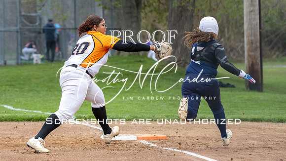 Ipswich vs Hamilton-Wenham Girls HS Varsity Softball Game 2026_2026-05-13_06-01-16_311A7131_@TimCardew_2026