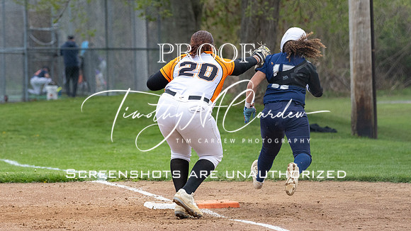 Ipswich vs Hamilton-Wenham Girls HS Varsity Softball Game 2026_2026-05-13_06-01-16_311A7135_@TimCardew_2026