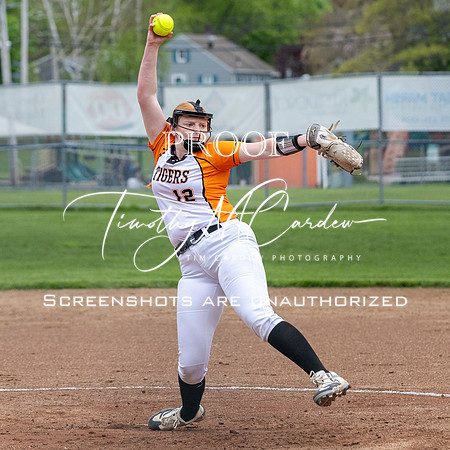 Ipswich vs Hamilton-Wenham Girls HS Varsity Softball Game 2026_2026-05-13_06-01-42_311A7143_@TimCardew_2026