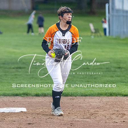 Ipswich vs Hamilton-Wenham Girls HS Varsity Softball Game 2026_2026-05-13_06-28-48_311A7209_@TimCardew_2026