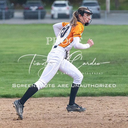 Ipswich vs Hamilton-Wenham Girls HS Varsity Softball Game 2026_2026-05-13_06-29-39_311A7220_@TimCardew_2026