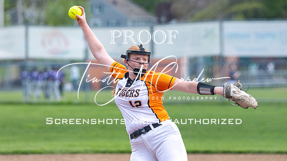 Ipswich vs Hamilton-Wenham Girls HS Varsity Softball Game 2026_2026-05-13_06-31-45_311A7258_@TimCardew_2026