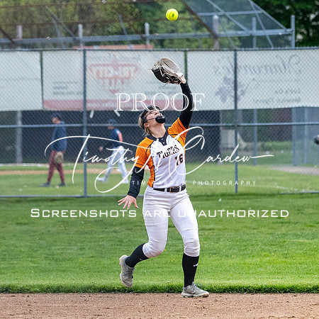 Ipswich vs Hamilton-Wenham Girls HS Varsity Softball Game 2026_2026-05-13_06-32-11_311A7269_@TimCardew_2026