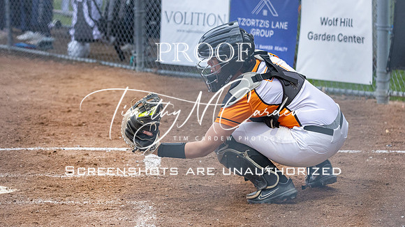 Ipswich vs Hamilton-Wenham Girls HS Varsity Softball Game 2026_2026-05-13_06-32-51_311A7287_@TimCardew_2026