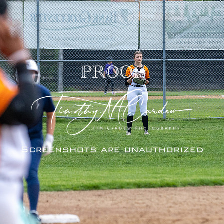 Ipswich vs Hamilton-Wenham Girls HS Varsity Softball Game 2026_2026-05-13_06-34-13_311A7301_@TimCardew_2026
