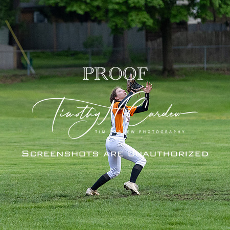 Ipswich vs Hamilton-Wenham Girls HS Varsity Softball Game 2026_2026-05-13_06-40-00_311A7328_@TimCardew_2026