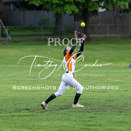 Ipswich vs Hamilton-Wenham Girls HS Varsity Softball Game 2026_2026-05-13_06-40-00_311A7331_@TimCardew_2026