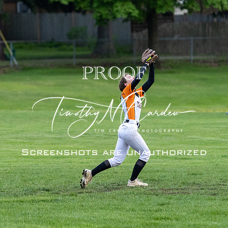 Ipswich vs Hamilton-Wenham Girls HS Varsity Softball Game 2026_2026-05-13_06-40-00_311A7332_@TimCardew_2026