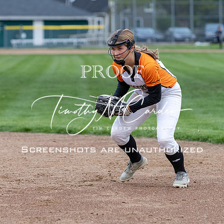 Ipswich vs Hamilton-Wenham Girls HS Varsity Softball Game 2026_2026-05-13_07-07-32_311A7486_@TimCardew_2026