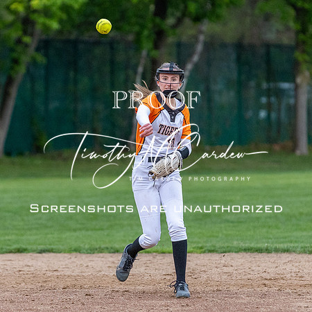 Ipswich vs Hamilton-Wenham Girls HS Varsity Softball Game 2026_2026-05-13_07-07-37_311A7510_@TimCardew_2026