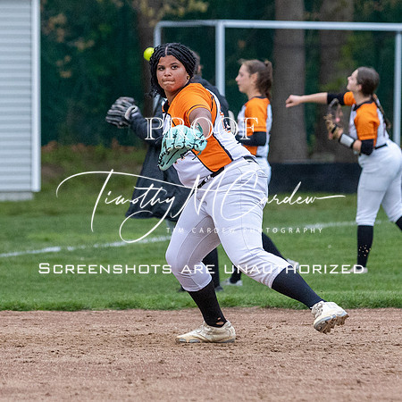 Ipswich vs Hamilton-Wenham Girls HS Varsity Softball Game 2026_2026-05-13_07-07-43_311A7517_@TimCardew_2026