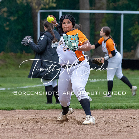 Ipswich vs Hamilton-Wenham Girls HS Varsity Softball Game 2026_2026-05-13_07-07-43_311A7520_@TimCardew_2026