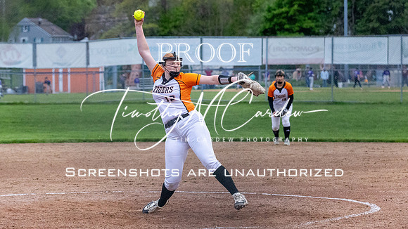 Ipswich vs Hamilton-Wenham Girls HS Varsity Softball Game 2026_2026-05-13_07-09-16_311A7546_@TimCardew_2026