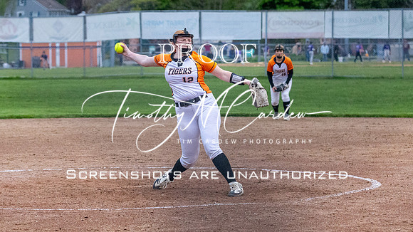 Ipswich vs Hamilton-Wenham Girls HS Varsity Softball Game 2026_2026-05-13_07-09-16_311A7547_@TimCardew_2026