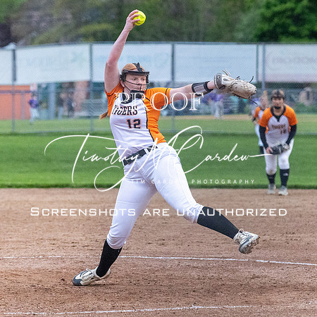 Ipswich vs Hamilton-Wenham Girls HS Varsity Softball Game 2026_2026-05-13_07-09-37_311A7570_@TimCardew_2026