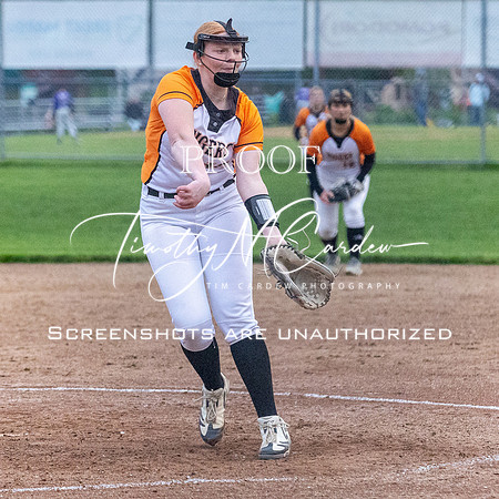 Ipswich vs Hamilton-Wenham Girls HS Varsity Softball Game 2026_2026-05-13_07-09-37_311A7575_@TimCardew_2026