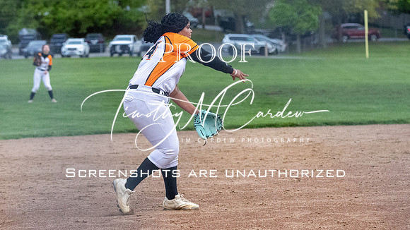 Ipswich vs Hamilton-Wenham Girls HS Varsity Softball Game 2026_2026-05-13_07-09-40_311A7581_@TimCardew_2026