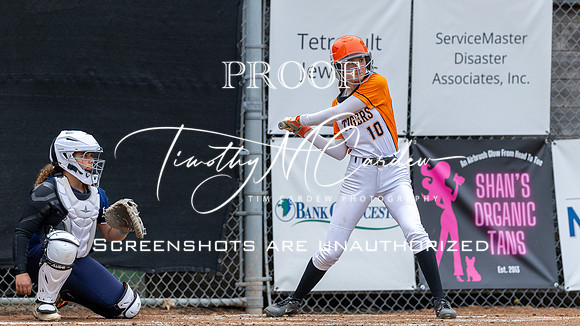Ipswich vs Hamilton-Wenham Girls HS Varsity Softball Game 2026_2026-05-13_06-04-25_1K7A7928_@TimCardew_2026