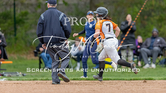 Ipswich vs Hamilton-Wenham Girls HS Varsity Softball Game 2026_2026-05-13_06-05-27_1K7A7955_@TimCardew_2026