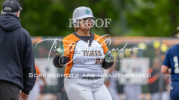Ipswich vs Hamilton-Wenham Girls HS Varsity Softball Game 2026_2026-05-13_06-06-08_1K7A7982_@TimCardew_2026