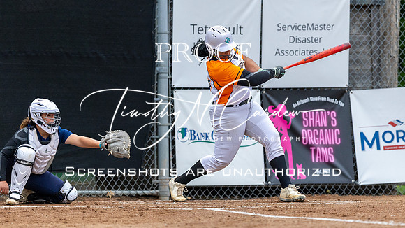 Ipswich vs Hamilton-Wenham Girls HS Varsity Softball Game 2026_2026-05-13_06-07-21_1K7A8005_@TimCardew_2026