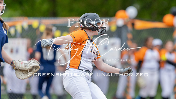 Ipswich vs Hamilton-Wenham Girls HS Varsity Softball Game 2026_2026-05-13_06-07-50_1K7A8037_@TimCardew_2026