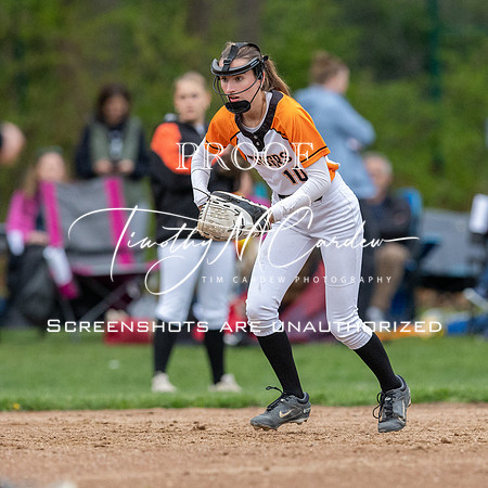 Ipswich vs Hamilton-Wenham Girls HS Varsity Softball Game 2026_2026-05-13_06-09-45_1K7A8093_@TimCardew_2026