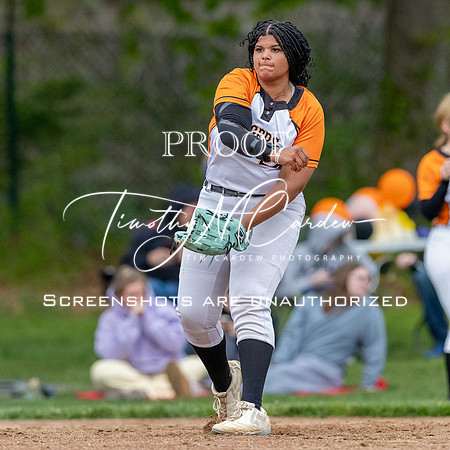 Ipswich vs Hamilton-Wenham Girls HS Varsity Softball Game 2026_2026-05-13_06-10-10_1K7A8107_@TimCardew_2026