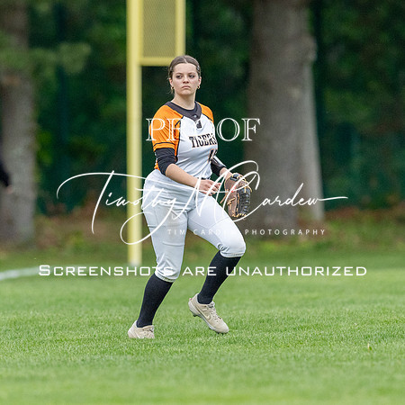 Ipswich vs Hamilton-Wenham Girls HS Varsity Softball Game 2026_2026-05-13_06-10-26_1K7A8116_@TimCardew_2026