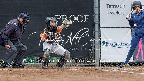 Ipswich vs Hamilton-Wenham Girls HS Varsity Softball Game 2026_2026-05-13_06-12-24_1K7A8168_@TimCardew_2026