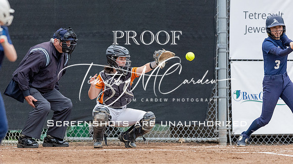 Ipswich vs Hamilton-Wenham Girls HS Varsity Softball Game 2026_2026-05-13_06-15-55_1K7A8202_@TimCardew_2026