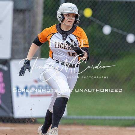 Ipswich vs Hamilton-Wenham Girls HS Varsity Softball Game 2026_2026-05-13_06-22-19_1K7A8299_@TimCardew_2026