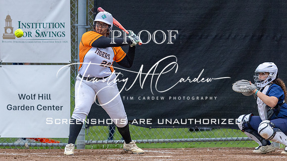 Ipswich vs Hamilton-Wenham Girls HS Varsity Softball Game 2026_2026-05-13_06-44-53_1K7A8438_@TimCardew_2026