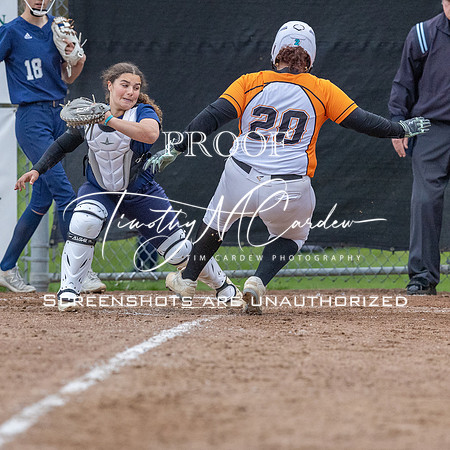 Ipswich vs Hamilton-Wenham Girls HS Varsity Softball Game 2026_2026-05-13_06-47-58_1K7A8562_@TimCardew_2026