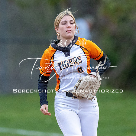 Ipswich vs Hamilton-Wenham Girls HS Varsity Softball Game 2026_2026-05-13_06-55-10_1K7A8634_@TimCardew_2026