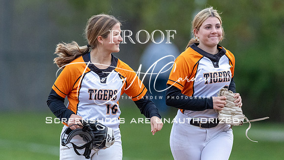 Ipswich vs Hamilton-Wenham Girls HS Varsity Softball Game 2026_2026-05-13_06-55-13_1K7A8639_@TimCardew_2026