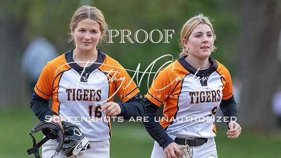 Ipswich vs Hamilton-Wenham Girls HS Varsity Softball Game 2026_2026-05-13_06-55-13_1K7A8641_@TimCardew_2026
