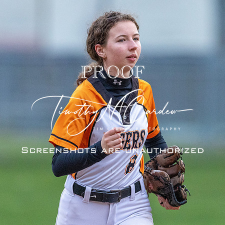 Ipswich vs Hamilton-Wenham Girls HS Varsity Softball Game 2026_2026-05-13_06-55-19_1K7A8649_@TimCardew_2026