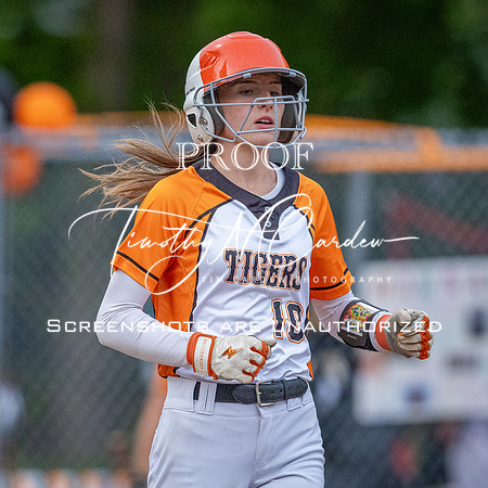Ipswich vs Hamilton-Wenham Girls HS Varsity Softball Game 2026_2026-05-13_07-02-37_1K7A8794_@TimCardew_2026
