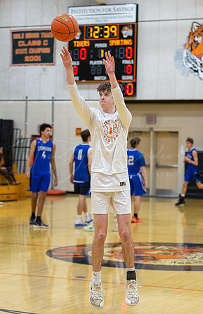 Ipswich vs Stoneham Boys HS Varsity Basketball 2023_02-17_04-44-10_AB5W9057_@TimCardew_2023