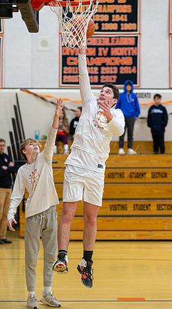 Ipswich vs Stoneham Boys HS Varsity Basketball 2023_02-17_04-48-51_AB5W9270_@TimCardew_2023