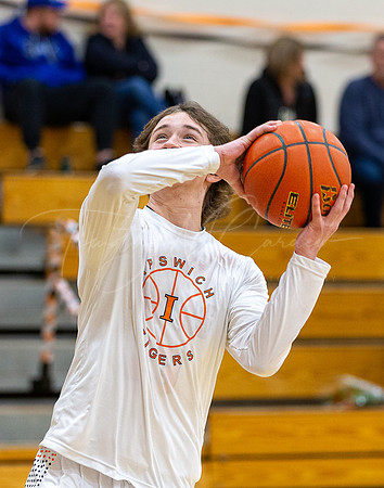 Ipswich vs Stoneham Boys HS Varsity Basketball 2023_02-17_04-50-21_AB5W9340_@TimCardew_2023