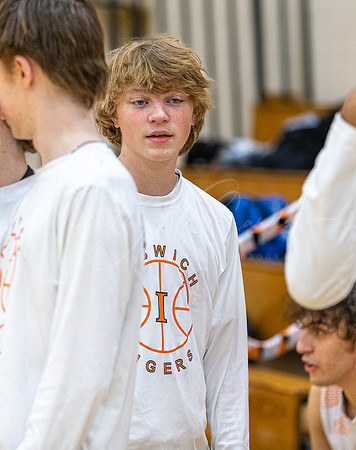 Ipswich vs Stoneham Boys HS Varsity Basketball 2023_02-17_05-04-36_AB5W9549_@TimCardew_2023