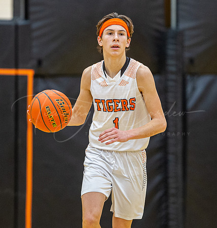 Ipswich vs Stoneham Boys HS Varsity Basketball 2023_02-17_05-27-29_DT7T1829_@TimCardew_2023