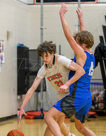 Ipswich vs Stoneham Boys HS Varsity Basketball 2023_02-17_05-33-15_AB5W9875_@TimCardew_2023