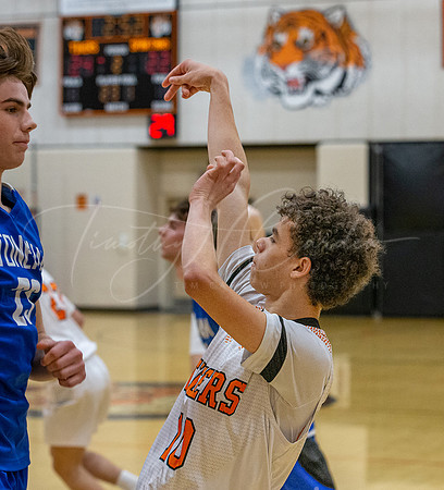 Ipswich vs Stoneham Boys HS Varsity Basketball 2023_02-17_05-38-22_AB5W9923_@TimCardew_2023